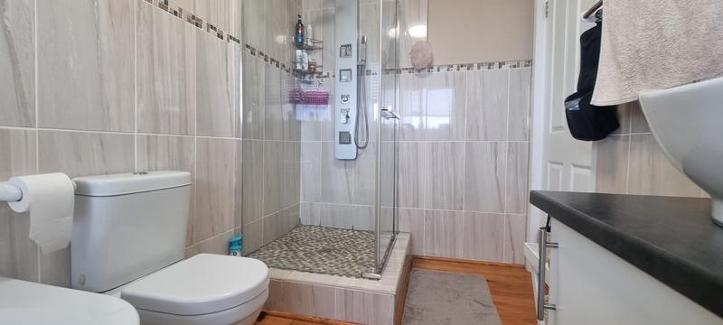 4 Bedroom Property for Sale in Tergniet Western Cape